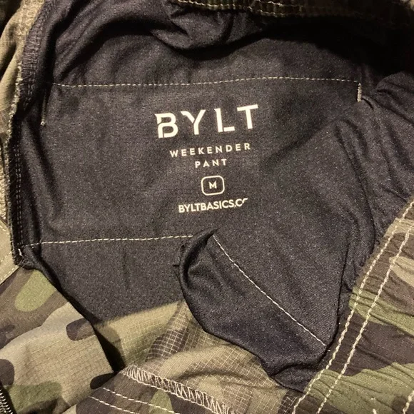 BYLT Weekender Green Camouflage Camo Pants Men's Size Medium. - Picture 4 of 5
